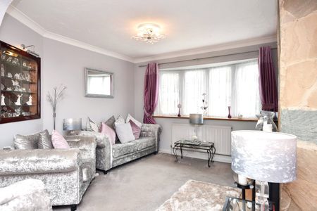 Caulfield Road, Shoeburyness, Essex, SS3 9LP - Photo 4