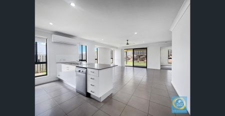 AIR CONDITIONED HOME WITH SIDE ACCESS - Photo 3