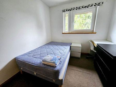 5 bedroom townhouse to rent - Photo 2