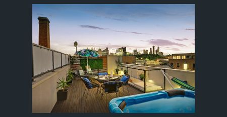 New York–Style Living with Sustainable Soul in the Heart of Fitzroy - Photo 5