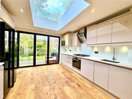 Christchurch Road, London, N8 - Photo 3