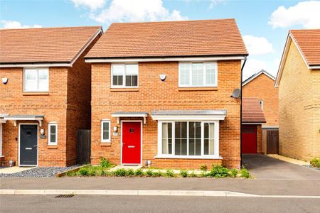 4 bedroom detached house to rent - Photo 2