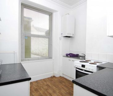 36 Houndiscombe Road, Flat 1 - Photo 2