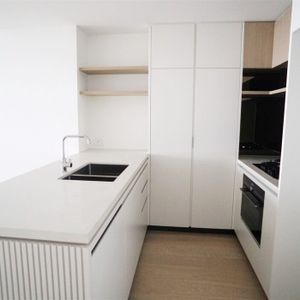 Fully Furnished with Riverview and Carpark - Photo 3