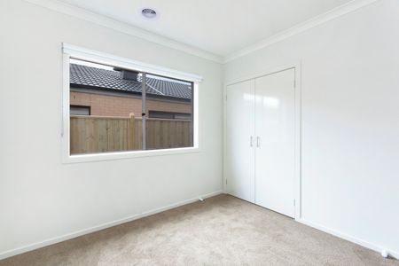 Everything Is Right At Your Doorstep - Photo 3