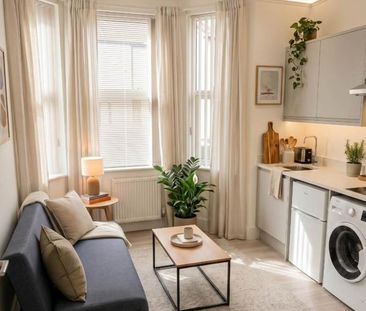 Studio to rent - Photo 1