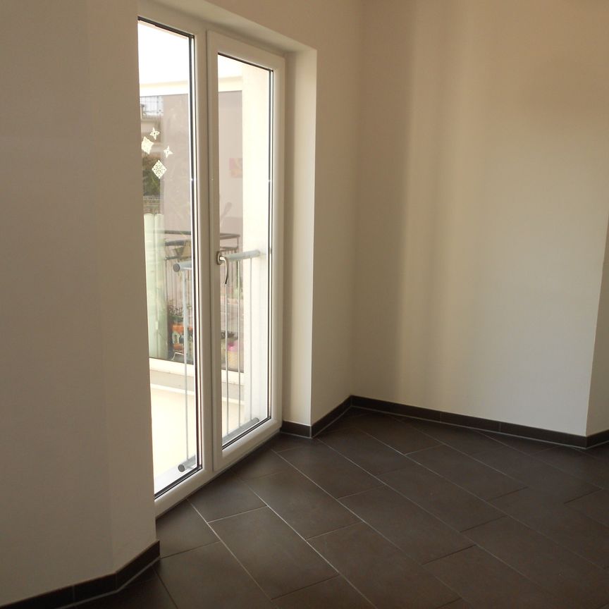 Modernes Wohnen - 2 Zimmer Wohnung mit Balkon in der Raimundstraße 26 - Top B10 zu vermieten - Photo 1