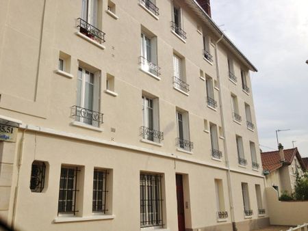 Location Appartement 2 pièces 33m² ST MAUR DES FOSSES 94100 - Photo 5