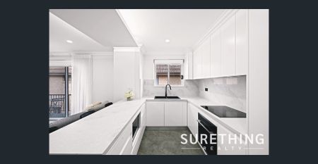 "On Top of the World" - Photo 5