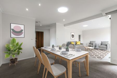 10 Bokhara Road, Caulfield South VIC 3162 - House For Rent | Domain - Photo 5