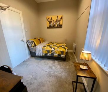 22 University Street, Room 1, All Bills Included, Belfast, BT7 1FZ - Photo 5