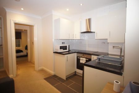 1 bedroom flat to rent - Photo 4