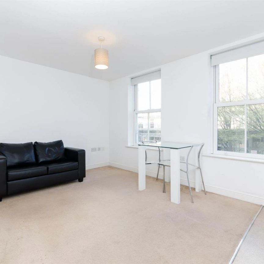 1 Bedroom Apartment - Photo 1