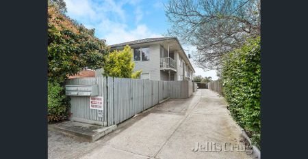 TWO BEDROOM GEM! - Photo 5