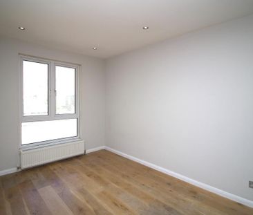 3 bedroom detached house to rent - Photo 2