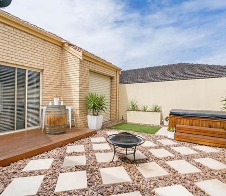 Modern Home in Fantastic Location - Photo 4