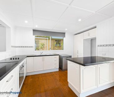 126 Stuart Street, Mount Lofty, Qld 4350 - Photo 1