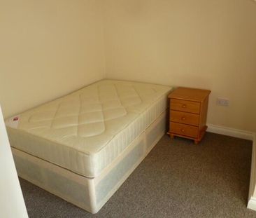 17 Napier terrace, Flat 3 - Photo 1