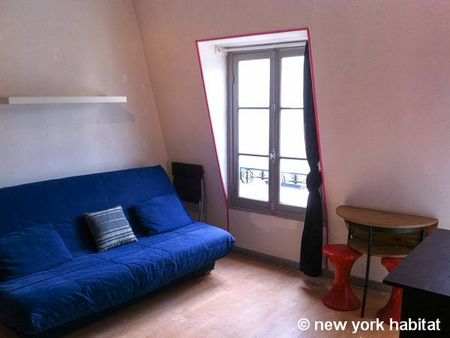 Logement à Paris, Location meublée - Photo 2
