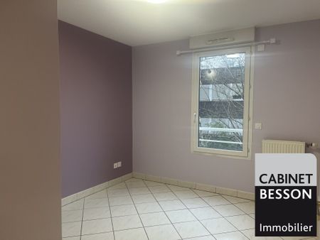 Location Appartement 3 pièces 67m² GRENOBLE 38000 - Photo 2