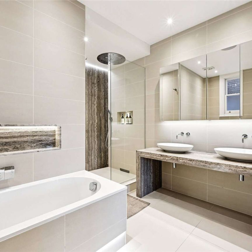 Situated on the popular Waldeck Road this exquisite six-bedroom detached period home perfectly combines timeless elegance with modern sophistication. - Photo 1