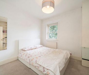 3 bedroom flat to rent - Photo 6