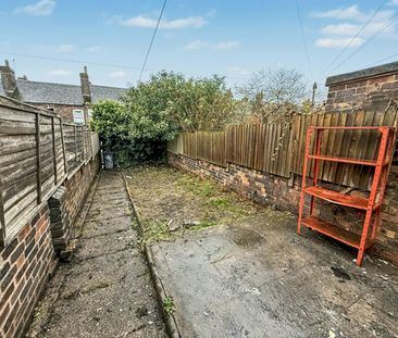 King Street, Fenton, Stoke-on-Trent, ST4 - Photo 2