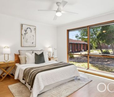 Open the Door To Effortless Style and Everyday Convenience - Photo 5