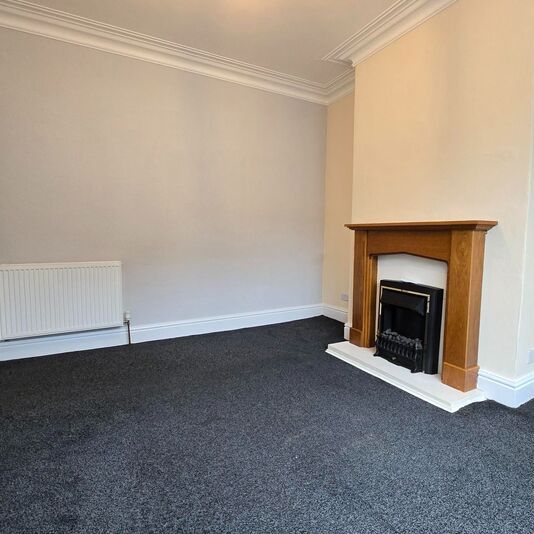 15 Trafalgar Road, Scarborough - Photo 1