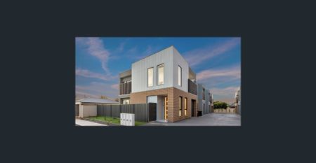 Brand New Modern Townhouse in a Prestigious Location! - Photo 5