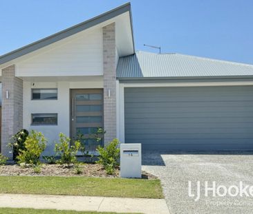 Elevated & Spacious Home | Spacious & Contemporary! - Photo 1