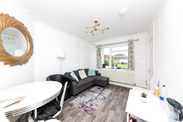 5 bedroom house to rent - Photo 1