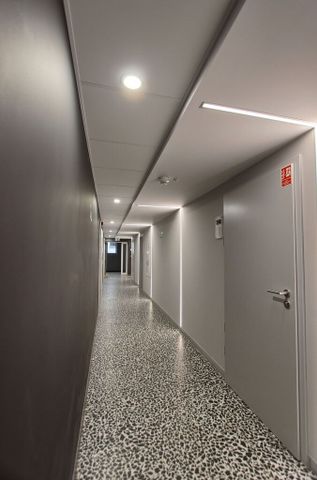 Mieszkanie 2-poziomowe na Starym Mieście - Photo 2