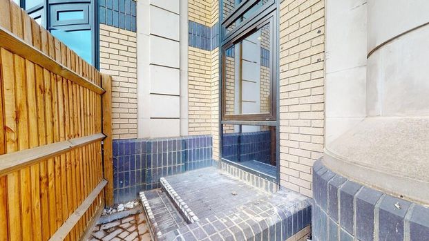 1 bedroom ground floor flat to rent - Photo 1