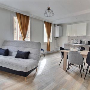 A louer joli appartement F3 meublé en triplex centre-ville de Le Havre - Photo 2