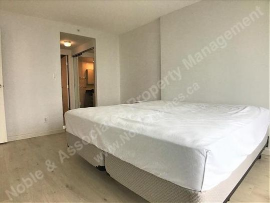 6XXX Willingdon Avenue 2001 Burnaby - Photo 1