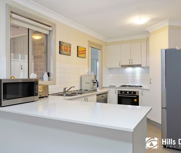 21 Mazari Grove, 2768, Stanhope Gardens Nsw - Photo 3