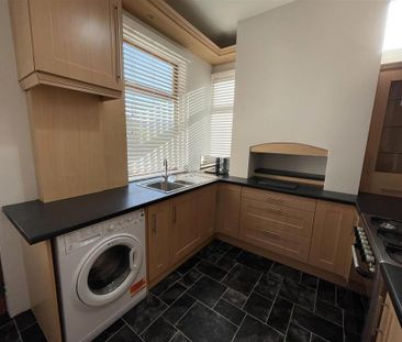 1 bedroom in a house share to rent - Photo 6