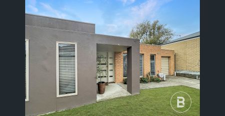 WELL KEPT CHARMING TWO BEDROOM HOME IN POPULAR BALLARAT NORTH - Photo 4