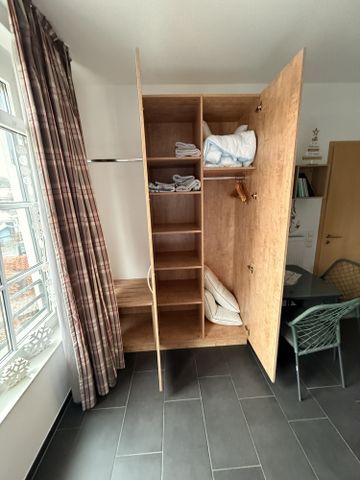 Da Wohnen wo andere Urlaub machen! Möbliertes Apartment in der Rünther Marina - Photo 5