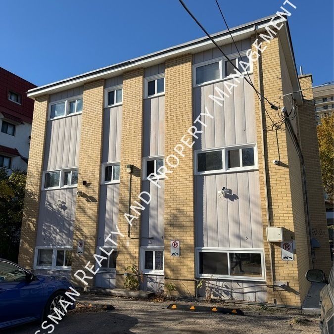 1 bed 1 bath APARTMENT located downtown Regina, SK - Photo 1