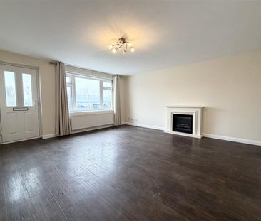 South Parade, West Kirby, Wirral - Photo 2