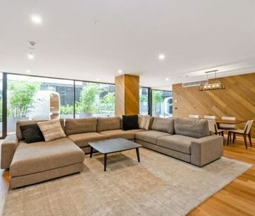 Exceptionally Spacious and Light Filled - Photo 4