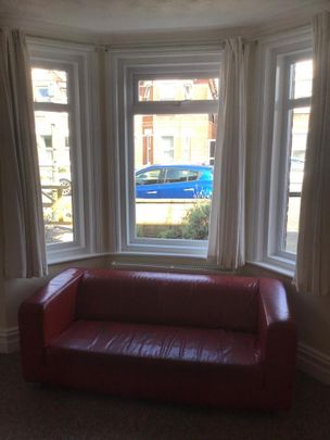 5 bedroom detached house to rent - Photo 1