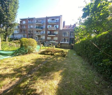 Lumineux appartement 2ch + garage à 1180 Uccle  Loyer: 1 280 € - Foto 2