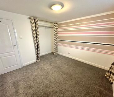 2 bedroom detached bungalow to rent - Photo 4