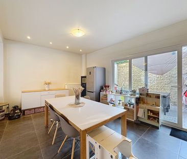 Instapklare stadswoning met 3 ruime slpk en zonnig terras! - Photo 3