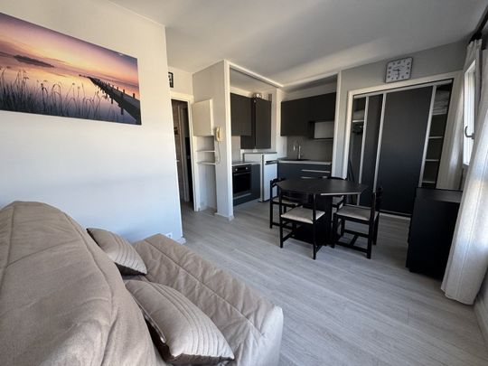 Location Appartement 1 pièce 24m² ST JEAN DE LUZ 64500 - Photo 1