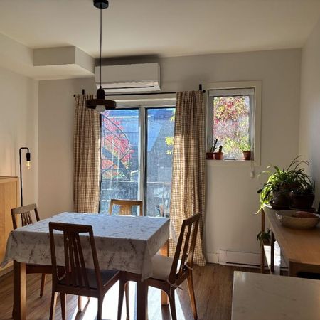 Appartement 2 chambres 2 SDB avec cour - Photo 3