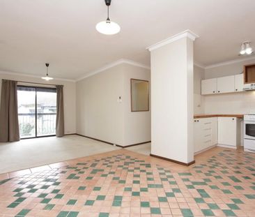 COMFORT AND CONVENIENCE AWAIT! - Photo 6